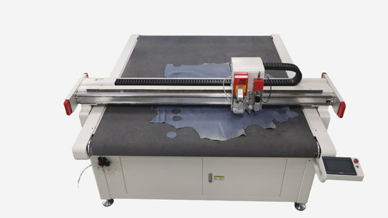 220V-380V Genuine Leather Cutting Machine with 1600mm x 2500mm Work Size and High-Resolution Camera Recognition